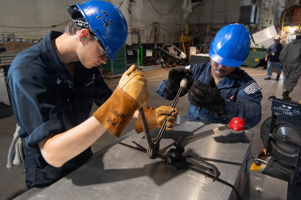 USS John C. Stennis (CVN 74) Daily Operations