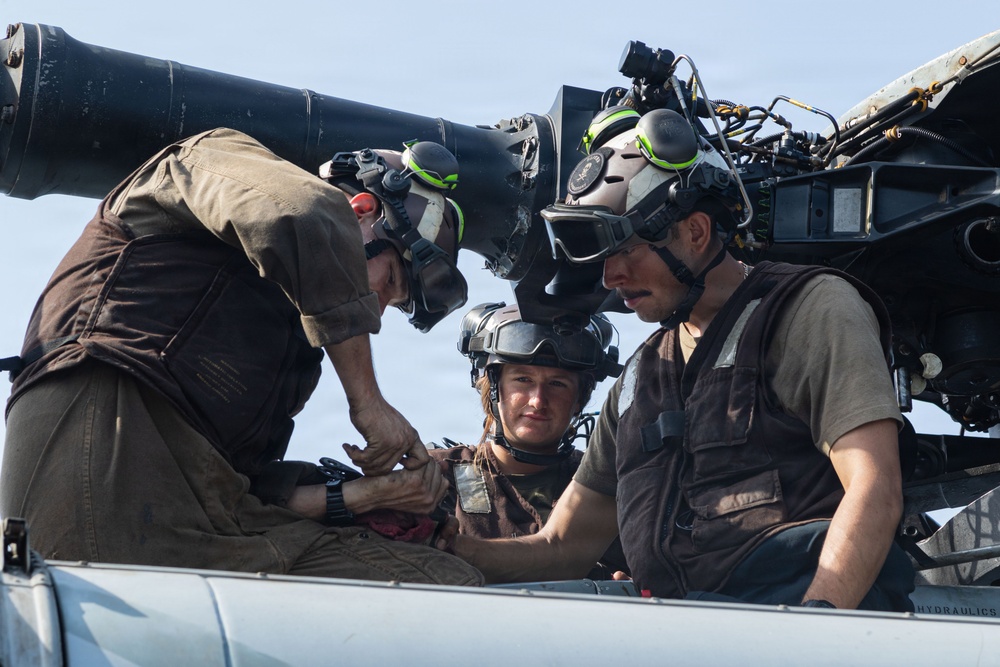 USS Portland Marines Conduct Routine Operations