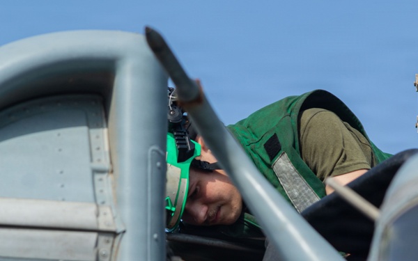 USS Portland Marines Conduct Routine Operations