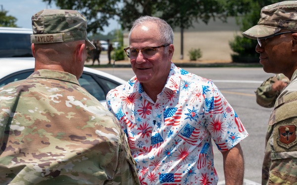 Honorable dave Weinberg visits Keesler