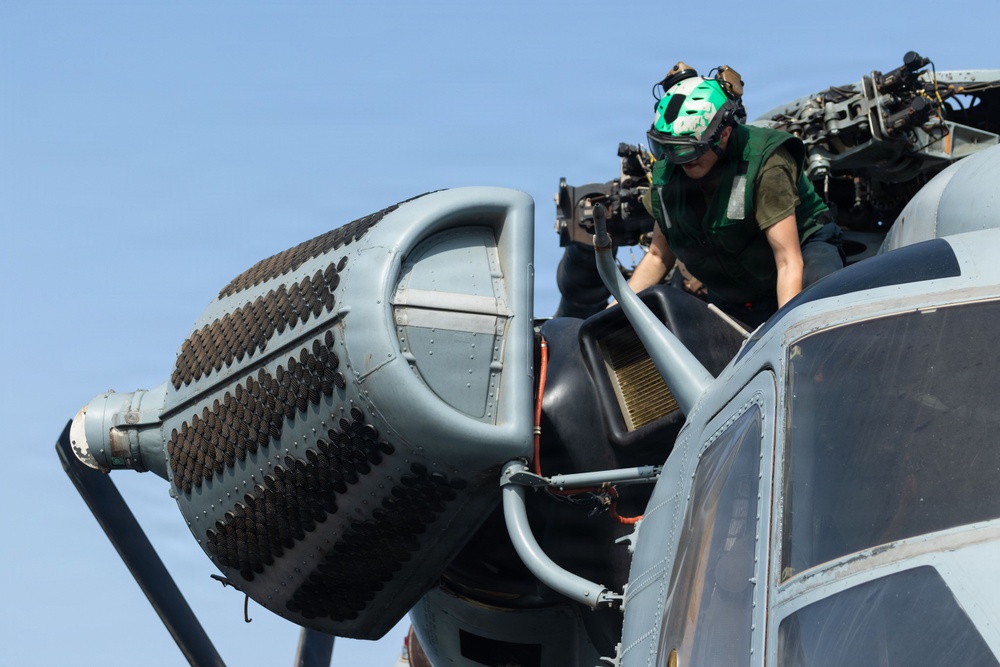 USS Portland Marines Conduct Routine Operations