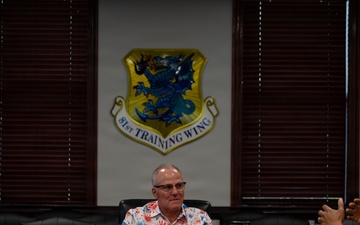 Honorable Dave Weinberg visits Keesler