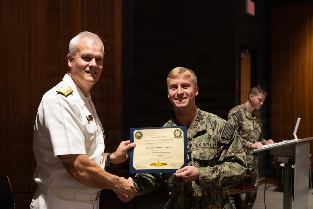 Sailors Graduate from Basic Division Officer Course
