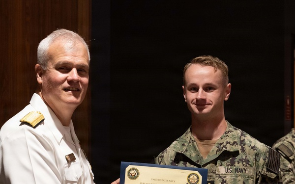 Sailors Graduate from Basic Division Officer Course