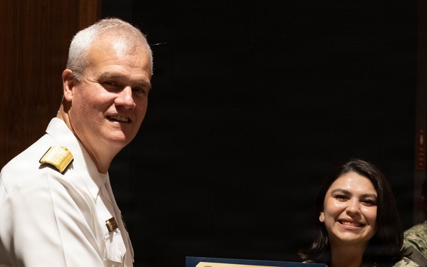 Sailors Graduate from Basic Division Officer Course