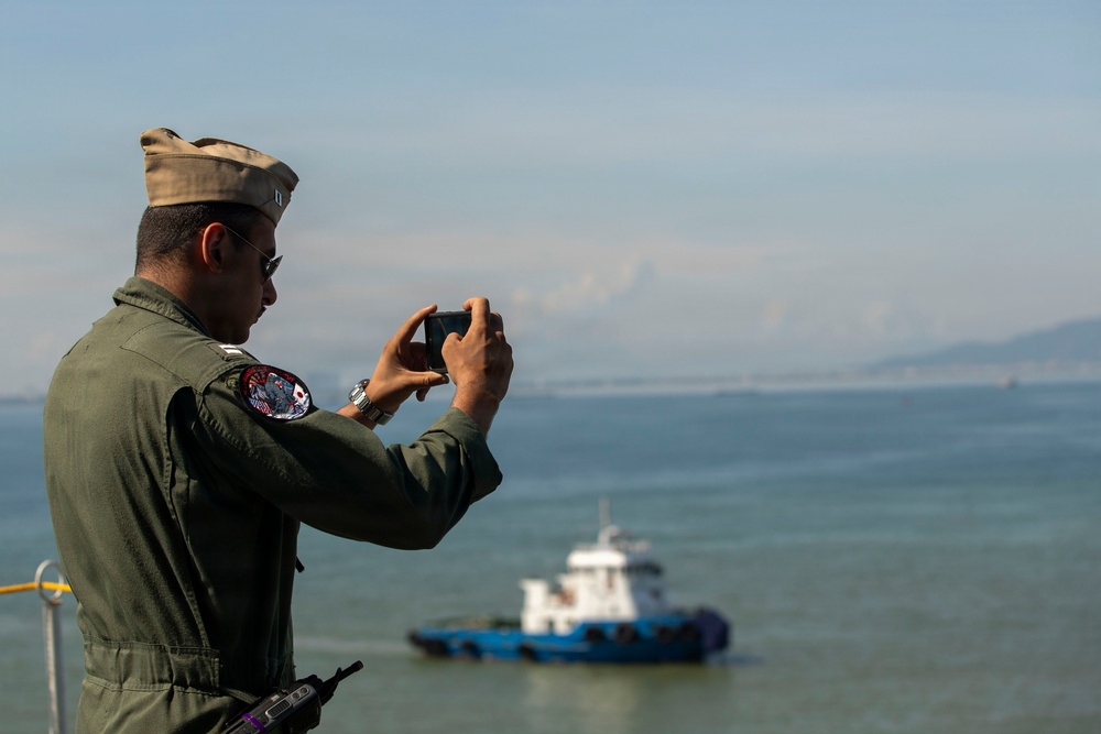 George Washington Arrives in Da Nang, Vietnam