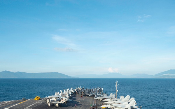 George Washington Arrives in Da Nang, Vietnam