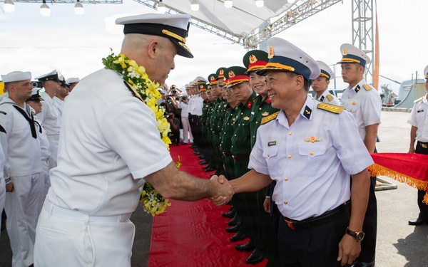 George Washington Carrier Strike Group Commanders Attend Arrival Ceremony in Vietnam