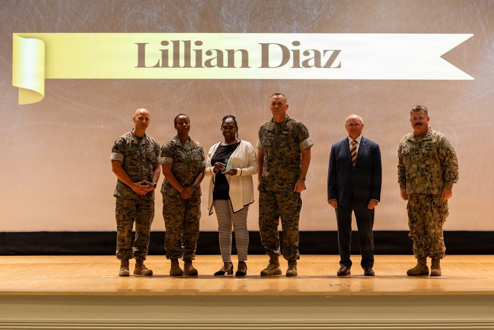 PAE-MC Senior Leaders Recognize Elite Marines and Civilians