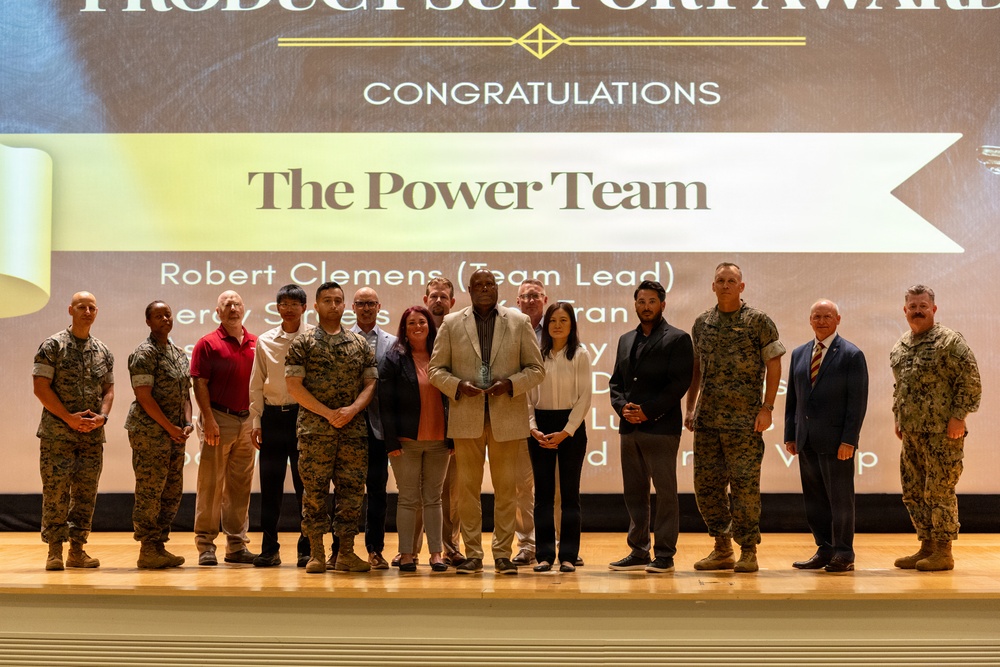 PAE-MC Senior Leaders Recognize Elite Marines and Civilians