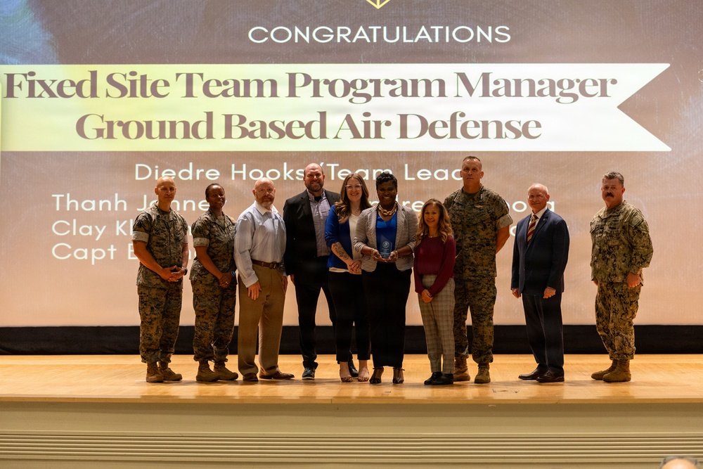 PAE-MC Senior Leaders Recognize Elite Marines and Civilians
