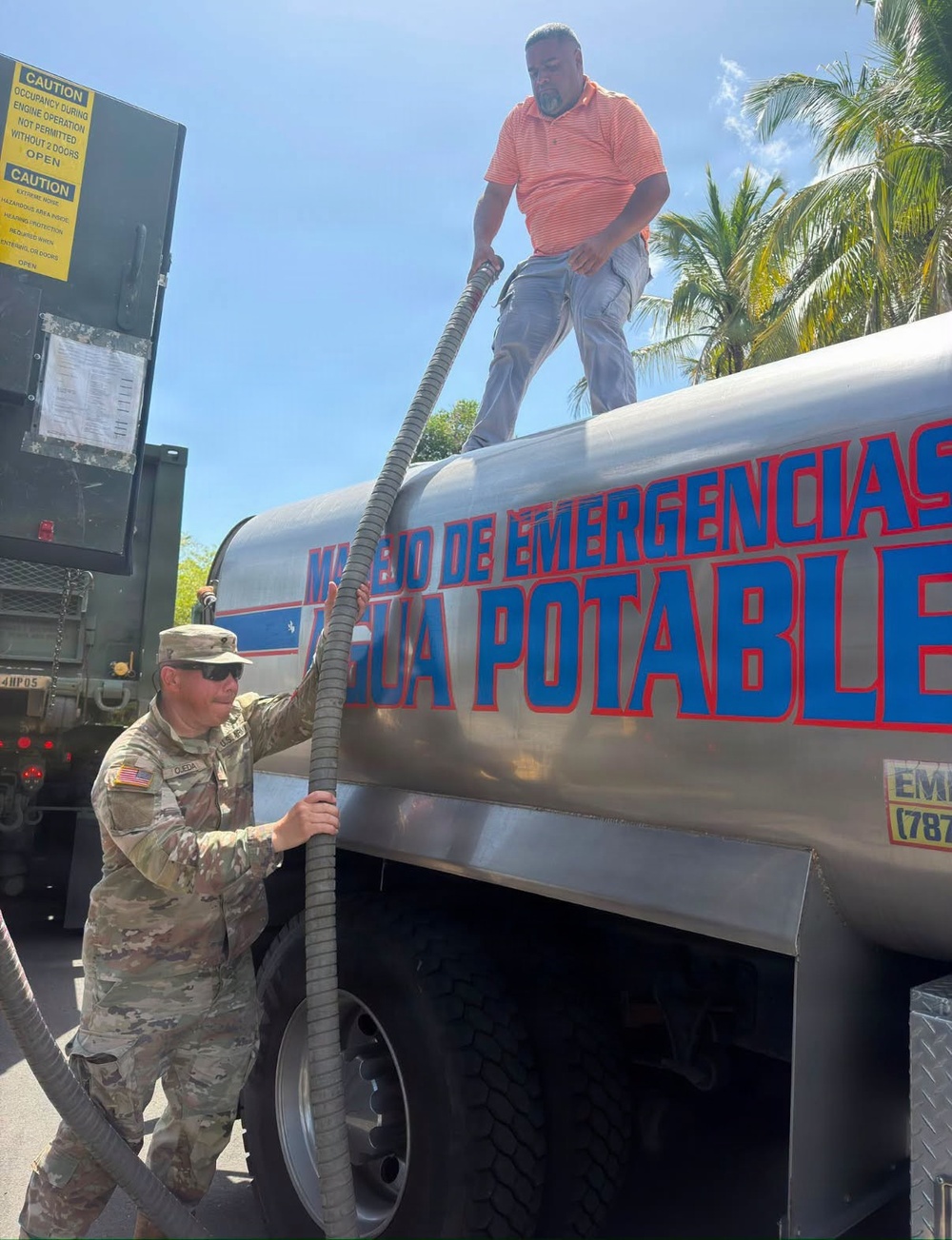 Puerto Rico National Guard soldier assists with emergency potable water distribution