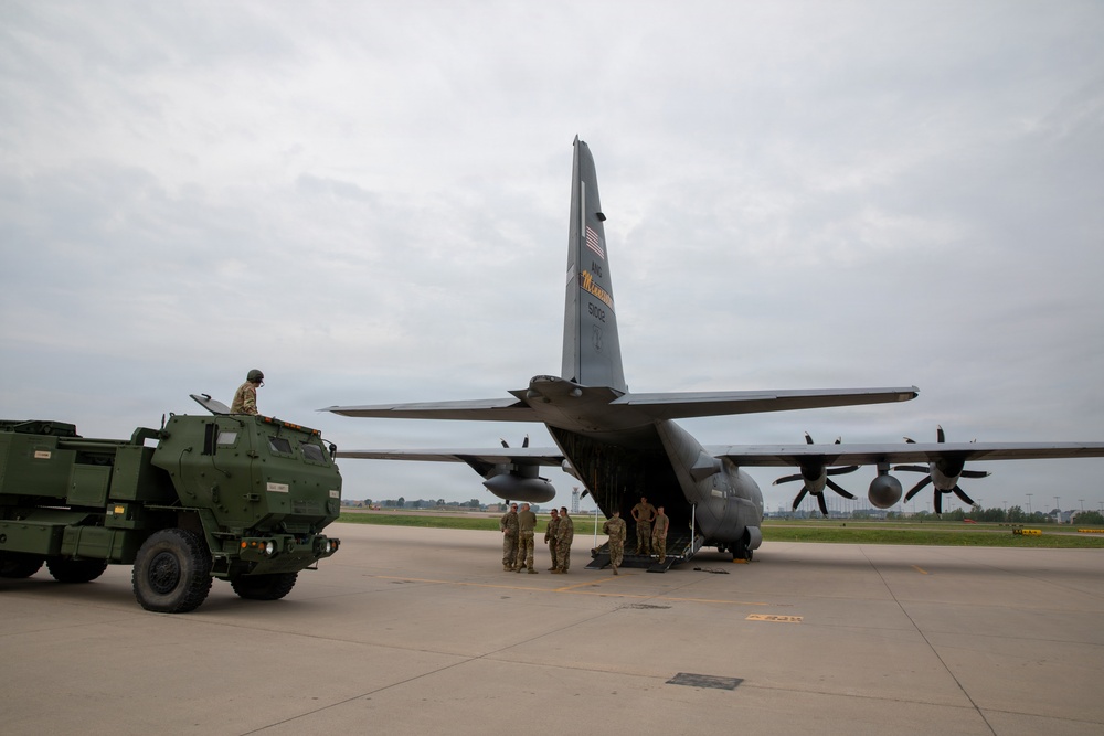 South Dakota RTI, Minnesota Air National Guard strengthen HIMARS deployment readiness through joint airlift training