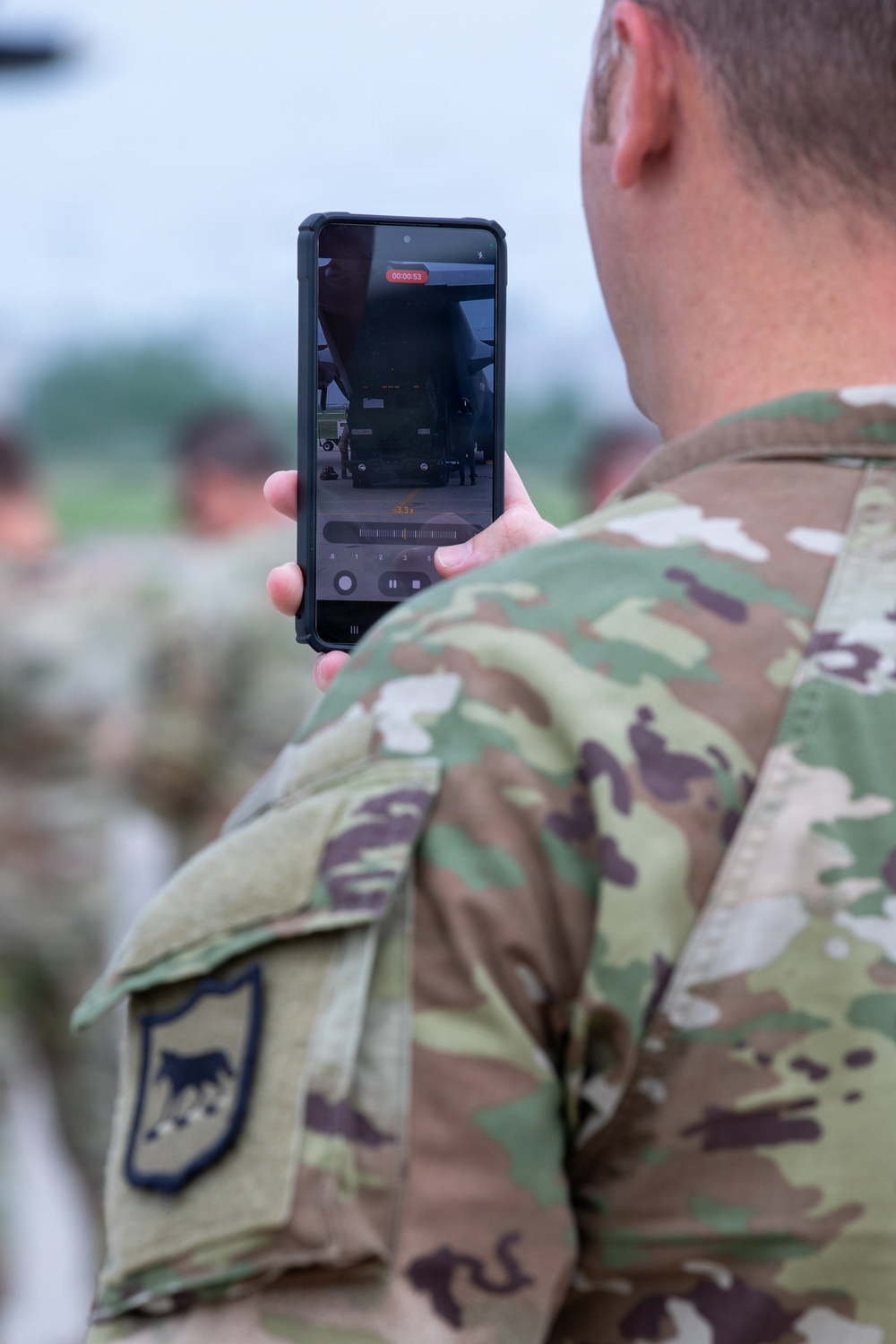 South Dakota RTI, Minnesota Air National Guard strengthen HIMARS deployment readiness through joint airlift training
