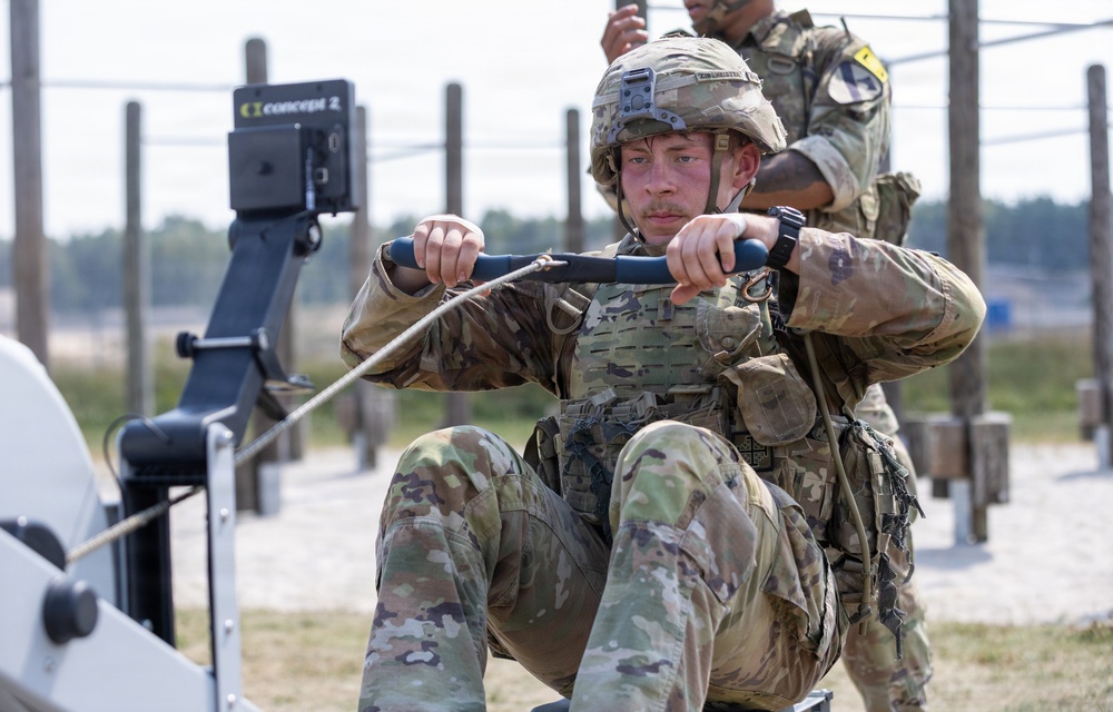 U.S. Army Europe and Africa Best Squad Competitors Take on Iron Challenge