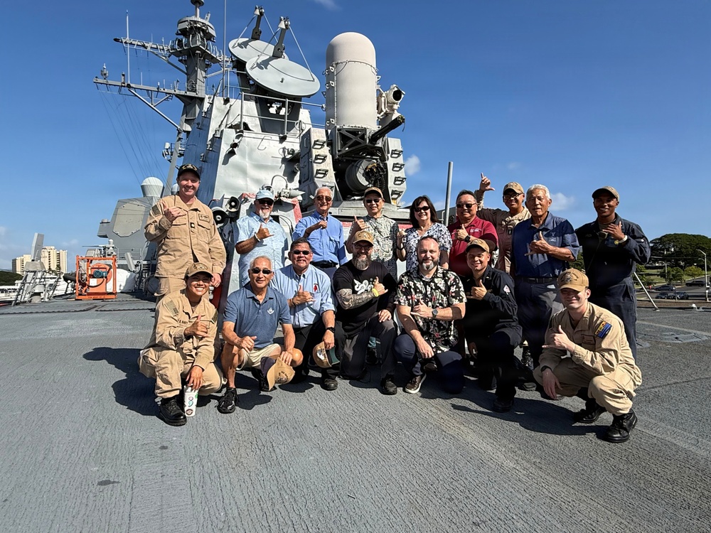USS Daniel Inouye hosts Navy League of the United States Honolulu Council