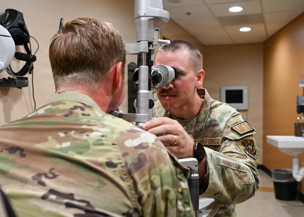 Luke Airmen's readiness saves veteran’s life