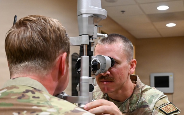 Luke Airmen's readiness saves veteran’s life