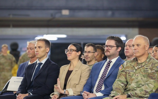260th Special Brigade Welcomes New Commander