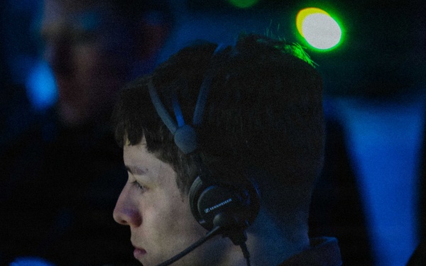 Combat Information Center Aboard USS Mason (DDG 87)