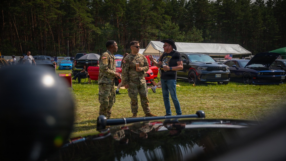 Civil Affairs Soldiers attend Lithuania's largest American car show