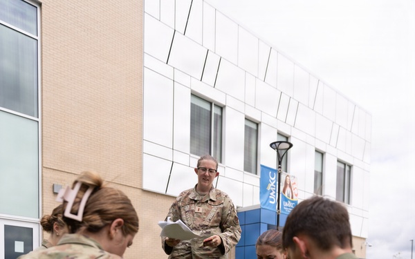 139th Medical Group, Detachment 1, train with University of Missouri-Kansas City (UMKC) students