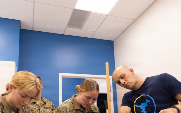 139th Medical Group, Detachment 1, train with University of Missouri-Kansas City (UMKC) students