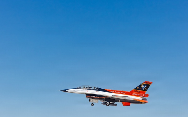 X-62 VISTA sets precedents with Mission Systems Upgrades, aligns human researchers with AI development for the warfighter