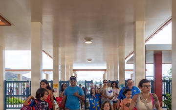 Newly-Built Mokapu Elementary School Hosts Back to School Event Aboard MCBH