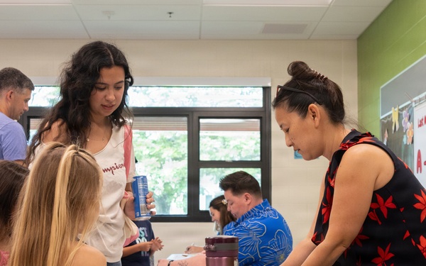 Newly-Built Mokapu Elementary School Hosts Back to School Event Aboard MCBH