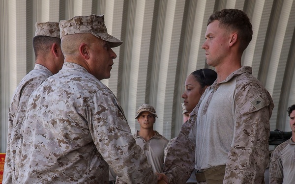 2nd MarDiv CG awards NCO and Marine of the Quarter