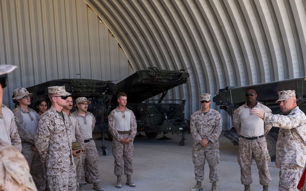2nd MarDiv CG awards NCO and Marine of the Quarter