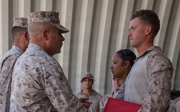 2nd MarDiv CG awards NCO and Marine of the Quarter
