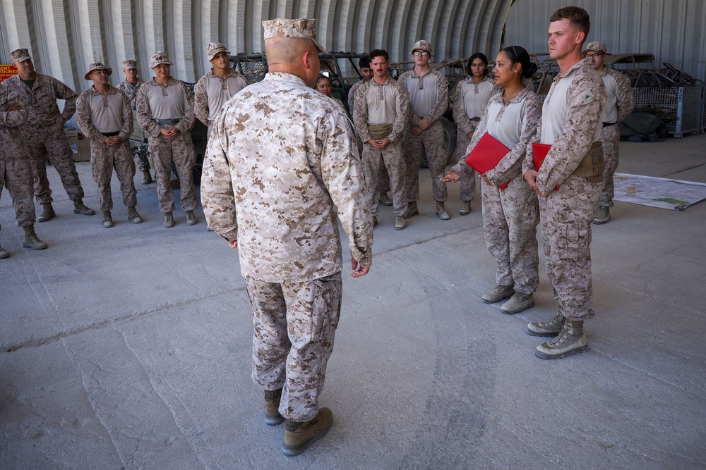 2nd MarDiv CG awards NCO and Marine of the Quarter
