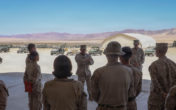 2nd MarDiv CG awards NCO and Marine of the Quarter