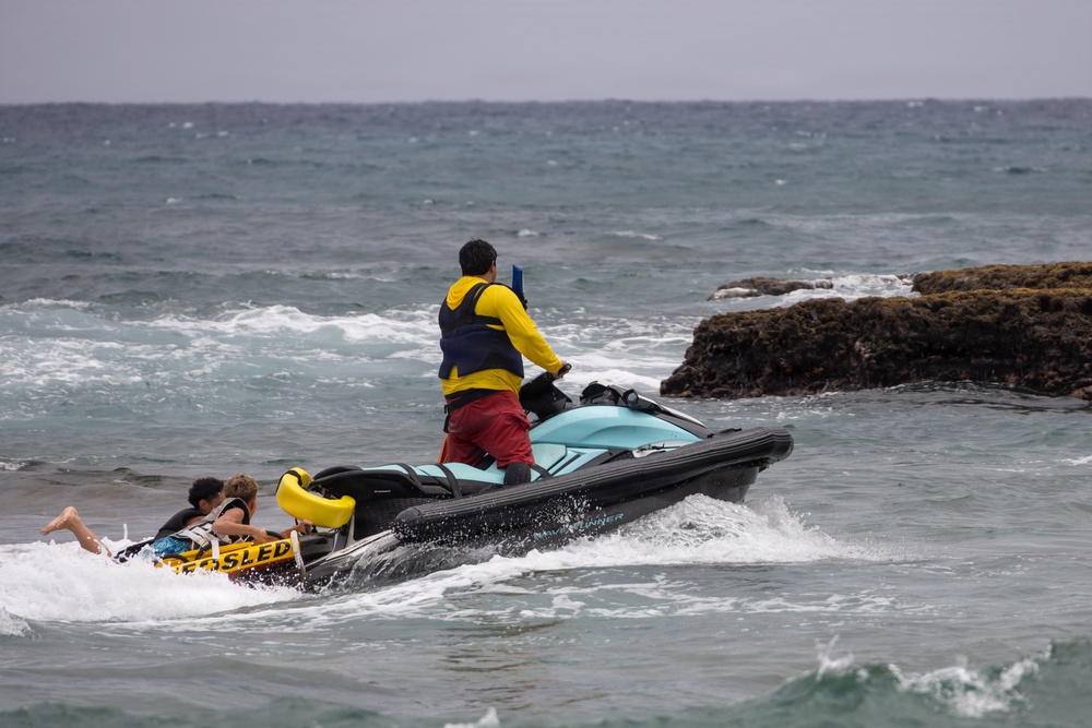 MCBH Hosts the Youth Ocean Awareness Program
