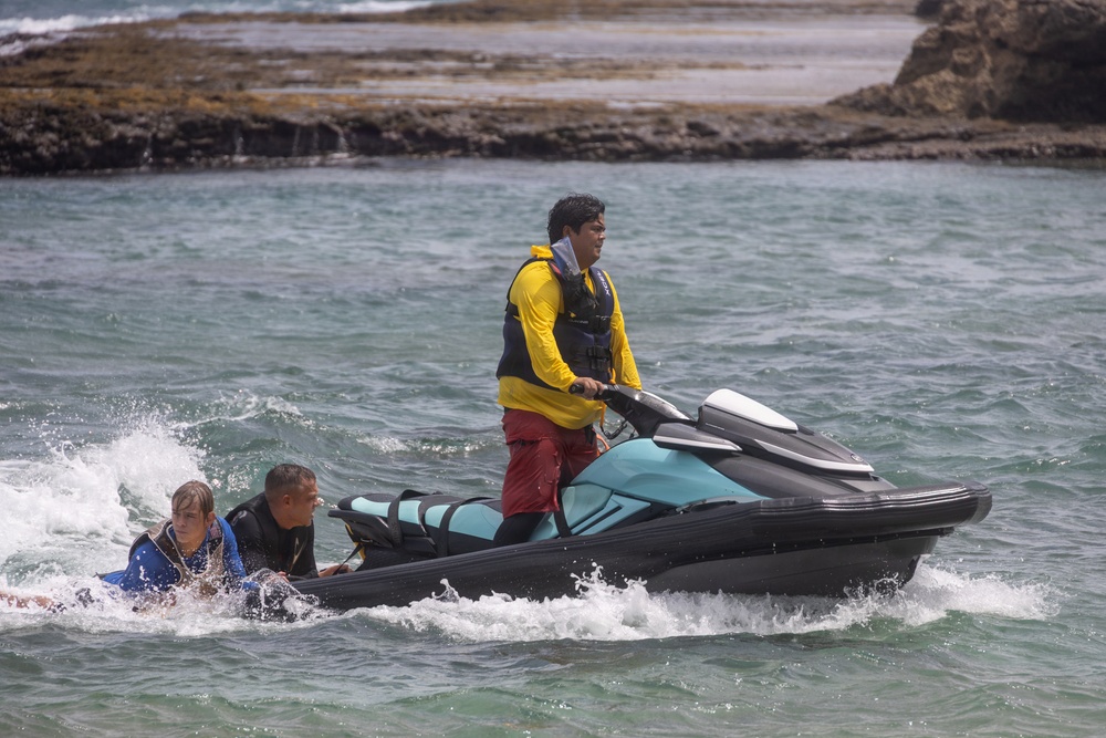 MCBH Hosts the Youth Ocean Awareness Program