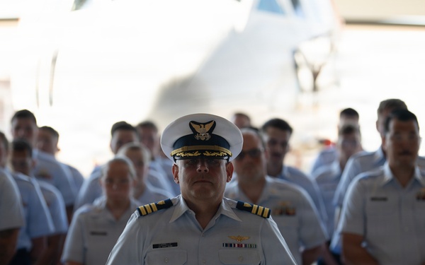 Coast Guard Air Station Sacramento holds change of command ceremony