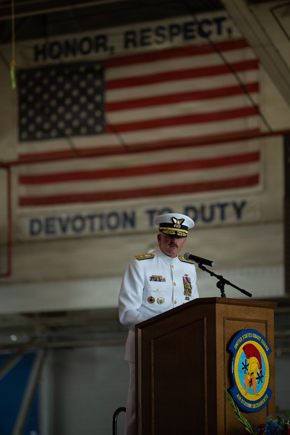 Coast Guard Air Station Sacramento holds change of command ceremony