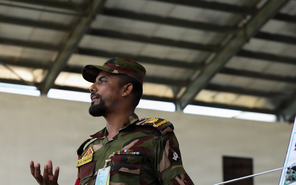 U.S. Army Pacific Soldiers and Bangladesh Army Soldiers Conduct Counterterrorism Training