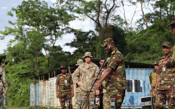 U.S. Army Pacific Soldiers and Bangladesh Army Soldiers Conduct Counterterrorism Training