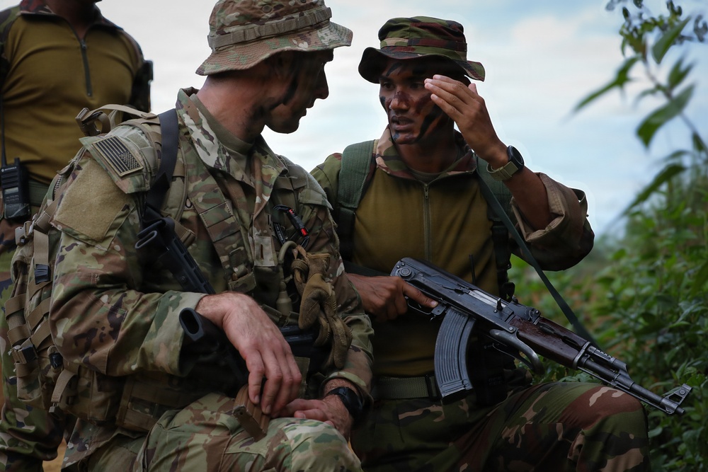 US, Bangladesh Forces conduct FTX during Exercise Tiger Lightning 2026