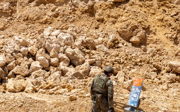 303rd EOD and 728th MP Train in Palau