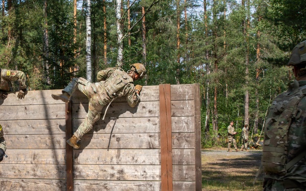 USAREUR-AF Best Squad Competition: Soldiers tackle obstacle course in Germany
