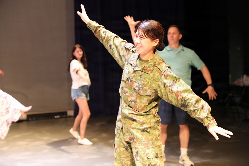 Cultural exchange brimming with enthusiasm