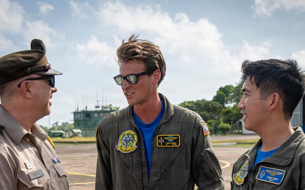 The Defense Attaché to the U.S. Embassy in Sri Lanka visits VP-26 Tridents during CARAT Sri Lanka 2026