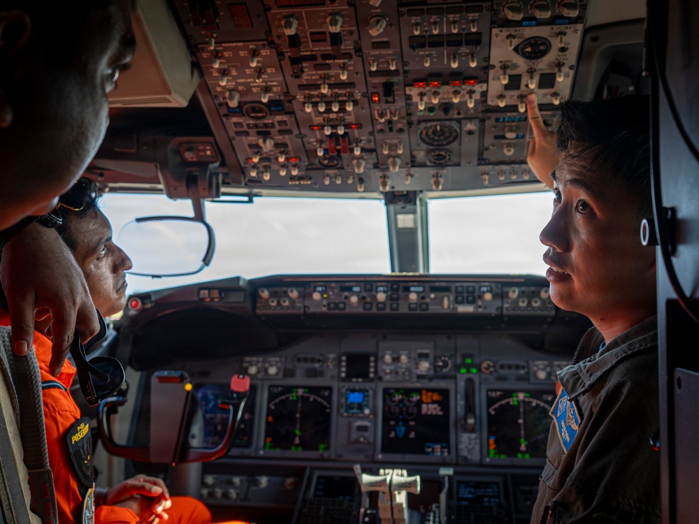 VP-26 Tridents Host P-8 Static Display During CARAT Sri Lanka