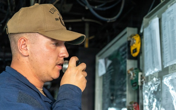 Bridge Operations Aboard USS Ross