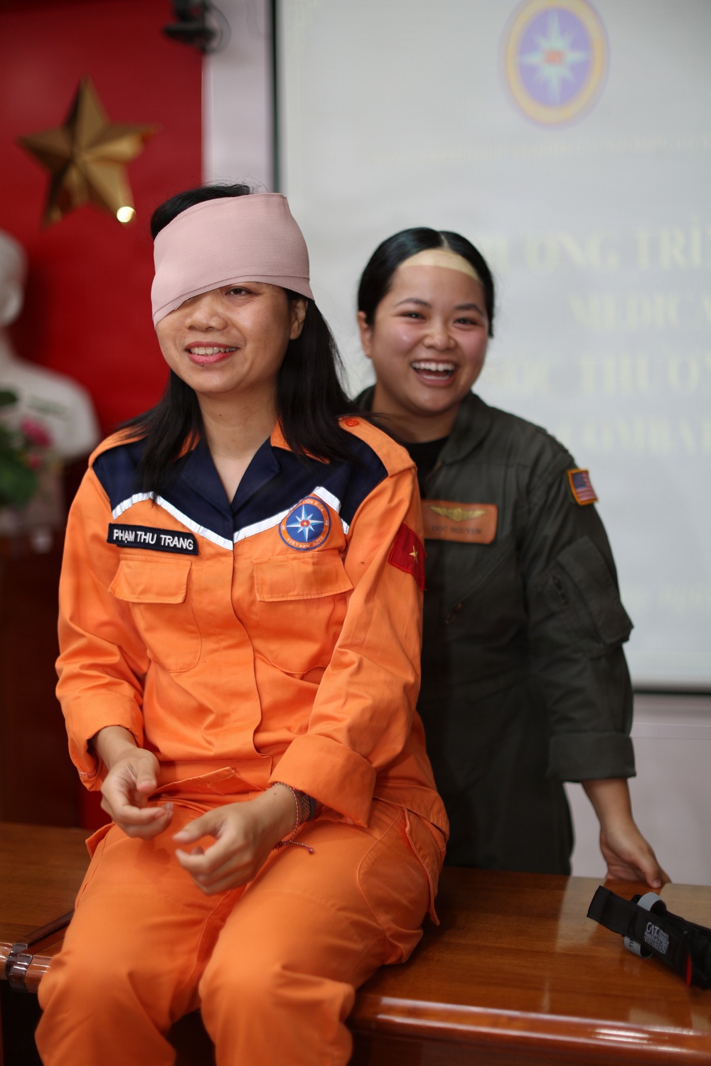 Sailors Give Medical Training to Vietnam Maritime Rescue Coordination Center