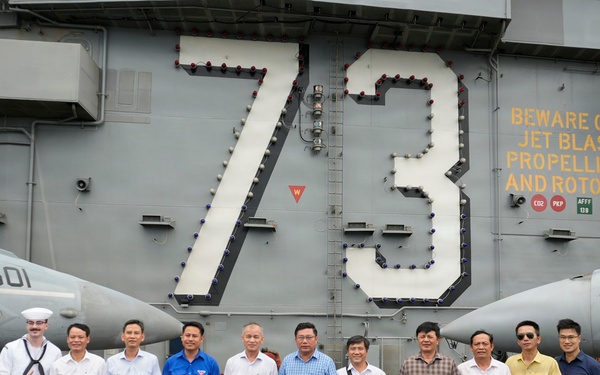 George Washington Hosts Tours in Da Nang, Vietnam